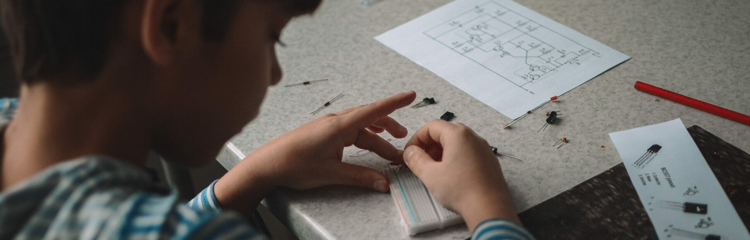 7087C370-B802-4A7F-8FB5-76049442949D